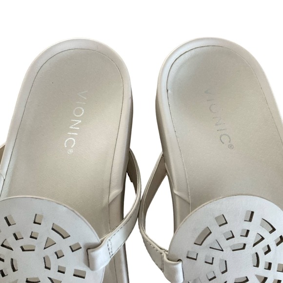 VIONIC Solari Toe Post Cream White Sandals Flats Shoes NEW Size 9 - Picture 4 of 8